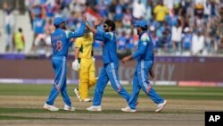 هند د چمپینز ټرافی په نیمه پایلوبې کې استرالیا ته ماتې ورکړه