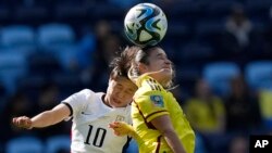 دیمەنێک لە یارییەکەی نێوان کۆلۆمبیا و کۆریای باشوور