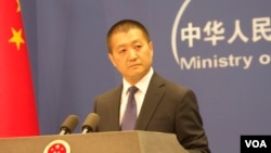 واکنش آقای لو کانگ به اظهارات دونالد ترامپ است که روز یکشنبه گفته بود همه چیز قابل رایزنی است حتا سیاست چین واحد. 