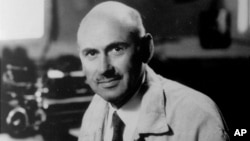 Rocket scientist Dr. Robert H. Goddard is shown in this 1935 photo. (AP photo)