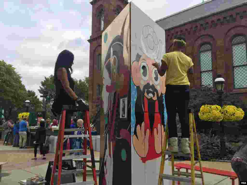 Masu Sana&#39;ar Zane A Bikin Sake Bude Gidan Kayan Al&#39;adun Gargajiya A Birnin Washington D C