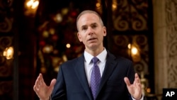 دنیس میلنبرگ در برج ترامپ، دسامبر ۲۰۱۶