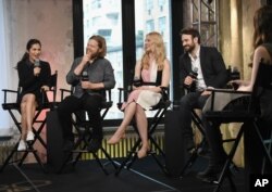 រូបឯកសារ៖ អ្នកស្រី Elodie Yung នៅក្នុងបទសម្ភាសន៍ជាមួយក្រុមហ៊ុនស្ទូឌីយ៉ោ AOL អំពីភាពយន្តជាភាគ Marvel របស់ក្រុមហ៊ុន Netflix ដែលមានចំណងជើងថា "Daredevil" នៅទីក្រុងញូវយ៉ក សហរដ្ឋអាមេរិក កាលពីថ្ងៃទី ១១ ខែមីនា ឆ្នាំ ២០១៦។