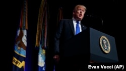 特朗普总统在五角大楼就美国导弹防御战略发表讲话。(2019年1月17日)