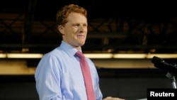 លោក Joe Kennedy III សមាជិក​រដ្ឋសភា​សហរដ្ឋ​អាមេរិក​ខាង​គណបក្ស​ប្រជាធិបតេយ្យ។