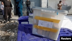 حق پرست په اعلان کې د ځنډ لامل پر وخت مرکز ته د موادو نه رسېدل یاد کړل