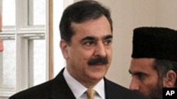 Pakistani Prime Minister Yusuf Raza Gilani (file photo - January 12, 2011)