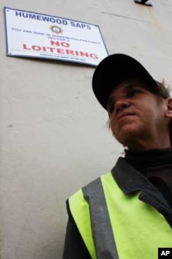 Parliament Street security guard, Mary van Rensburg, says Nigerian criminals are still active in the district, despite increased presence of police and anti-crime activists