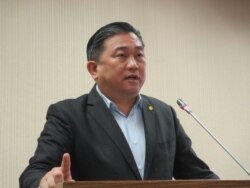 台湾民进党立委王定宇（美国之音张永泰拍摄）