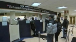 US Unemployment Rate Falls, But Job Gains Also Drop