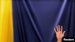 El presidente interino, Juan Guaidó, votó a mano alzada en favor de declarar nula la operación y, posteriormente, aseguró que con esta acción buscan la “protección del activo”.