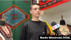 Дамјан Ристовски, колекционер и ткаач на македонски народни носии, на 08 јануари 2025 година во Скопје.