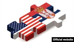 Zastave Sjedinjenih Država i Srbije (Grafika: Ambasada SAD u Srbiji)