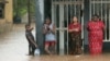 5 Killed as Cyclone Kenneth Slams Into Mozambique