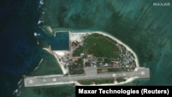  Maxar Technology 25 ພະຈິກ 2024 ທີວທັດເກາະທັງໝົດຂອງເກາະ ທີຕູ ເກາະ ສແປຣດລີ ຂອງຈີນ ທີ່ຕັ້ງຢູ່ໃນຈີນຕອນໃຕ້ 