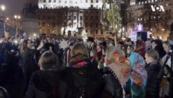 У центрі Лондона колядками привертають увагу до України. Відео