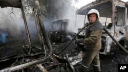 Fighting Rages in Donetsk, Ukraine