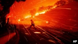 APTOPIX California Wildfire