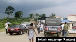 Poste frontalier entre la Guinée équatoriale et le Cameroun à Kye-Ossi, au Cameroun, le 23 mai 2015. 