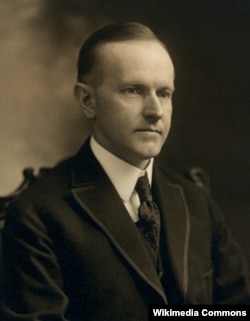 Calvin Coolidge de 1924 fue el 30º presidente de los Estados Unidos (1923-29). Abogado republicano del estado de Vermont, que comenzó su carrera política en Massachusetts, donde fue gobernador.