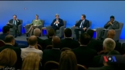 На саміті, який пропускає Порошенко, сказали, що корупція нищить держави. Відео