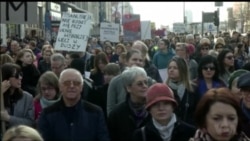 Freedom House: Democracy Declines in Many Countries