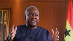 Ghana jamanatigi John Dramani Mahama ni Mali fanga ɲɛmɔgɔ Abdoulaye Maiga y’a jira alamisa don k’u ka cɛsiriw sabati 