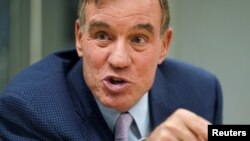 "Наскільки я знаю, адміністрація минулі два місяці готувалась надати ATACMS", - каже сенатор США Марк Ворнер