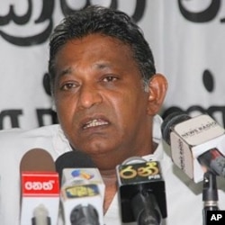 Pakiasothy Saravanamuttu speaking at news conference of Center for Monitoring Election Violence