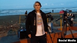 مهرداد آلادین، خبرنگار و مستندساز روز ۱۸ دی در تهران بازداشت شد.