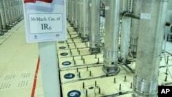 ARHIVA - Centrifuge za obogaćivanje uranijuma u iranskom nuklearnom postrojenju Natanc