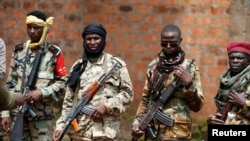 Des combattants Seleka dans Bambari, Centrafrique, le 31 mai 2014. 