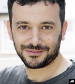 In his new book, 'Here's Looking at Euclid,' Alex Bellos recounts his math adventures.