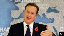 Britain's Prime Minister David Cameron delivers a speech on EU reform and the UK’s renegotiation, at Chatham House in London, Nov. 10, 2015. 