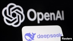 Foto ilustrasi yang menunjukkan logo OpenAI dan DeepSeek. (Foto: Reuters/Dado Ruvic)