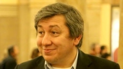 Altay Göyüşov sovetlərin milli kimlik siyasətini şərh edir