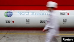 Pipa gas Nord Stream 2 yang memasok gas dari Rusia ke Jerman (foto: ilustrasi). Pejabat Uni Eropa membahas lonjakan harga gas dan listrik. 