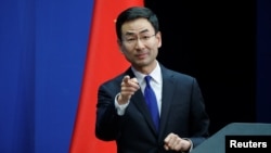 资料照：中国外交部发言人耿爽在例行新闻发布会上答记者问。