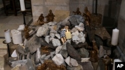 И во Назарет, градот каде што христијаните веруваат дека Исус живеел голем дел од својот живот, божиќните прослави се намалени во знак на солидарност со Палестинците во Газа