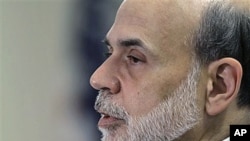 Federal Reserve chairman Ben Bernanke addresses a Federal Reserve conference in Boston, Oct 2010 (file photo)