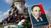 Manifestations contre une possible candidat du président Abdelaziz Bouteflika à un 5e mandat à Paris, Algérie, 10mars 2019.