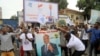 Les partisans du candidat à l'élection présidentielle congolaise, Martin Fayulu, dans la rue après que la coalition d'opposition a choisi comme le candidat à Kinshasa, en RDC, le 12 novembre 2018.