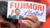 ARCHIVO - Un simpatizante del expresidente de Perú, Alberto Fujimori, captado el 6 de diciembre de 2023, mientras se concentraban en Callao, para pedir por la liberación del exmandatario mientras corría trámite por libertad ante Corte Suprema. 
