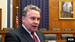 Конгресмен від Республіканської партії Кріс Сміт 