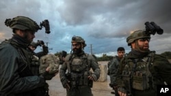 ইসরায়েলি সৈন্যদের গাজায় মোতায়েনের প্রস্তুতি নিতে দেখা যাচ্ছে। ফটোঃ ৩১ ডিসেম্বর, ২০২৪।