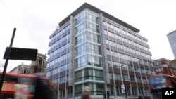 Pandangan gedung kantor Cambaridge Analytica di 55 New Oxford Street, di London, 23 Maret 2018.