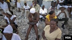 La CIRH espera que al final de su mandato otros 400 mil damnificados sean relocalizados en albergues de carácter más permanente.