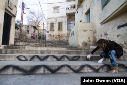 Stairs were painted in Bab al-Tabbeneh and Jabal Mohsen, and surrounding neighbourhoods.