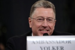 Kurt Volker, Mantan Utusan Khusus Amerika untuk Ukraina, saat bersaksi di gedung Capitol, Washington, D.C., 19 November 2019.