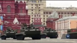 Підбадьорити росіян та налякати решту країн – мета параду в Москві – експерт. Відео